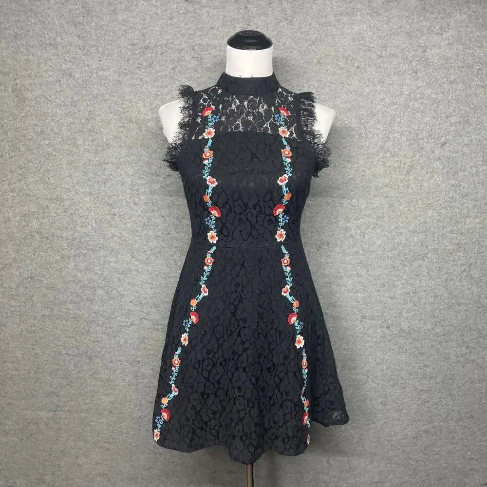 Altar'd State Jaenie Dress SM Sleeveless Mock-Neck Black Floral Lace Embroidered - Picture 12 of 13